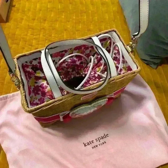 Kate Spade Basket Wicker Handbag with handmade needlepoint heart and pink ribbon - Picture 2 of 11